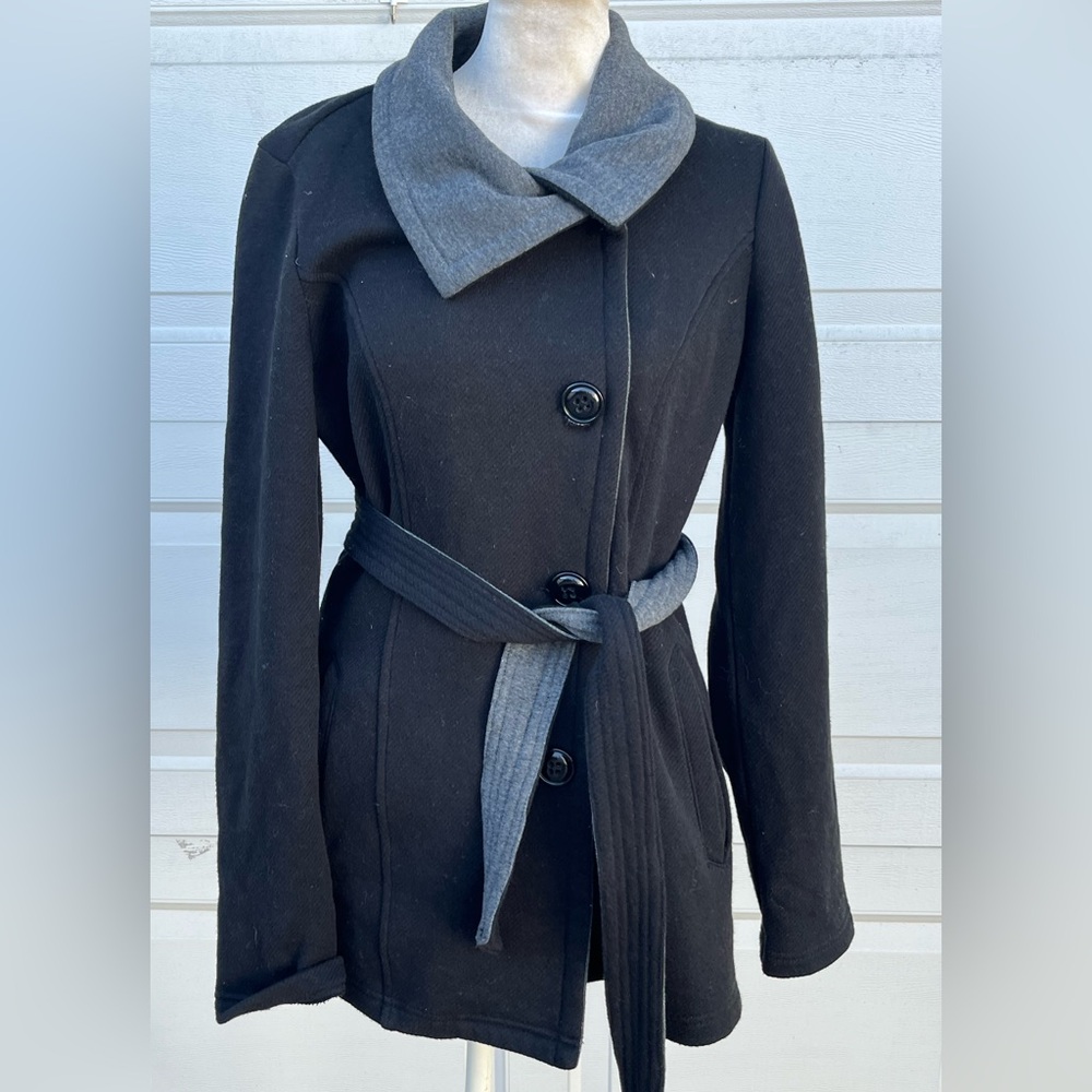 Women's Sebby collection black jacket long sleeves small